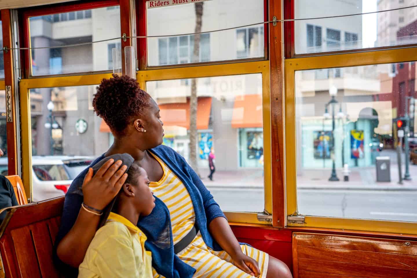 streetcar ride | Fun Things To In New Orleans With Kids