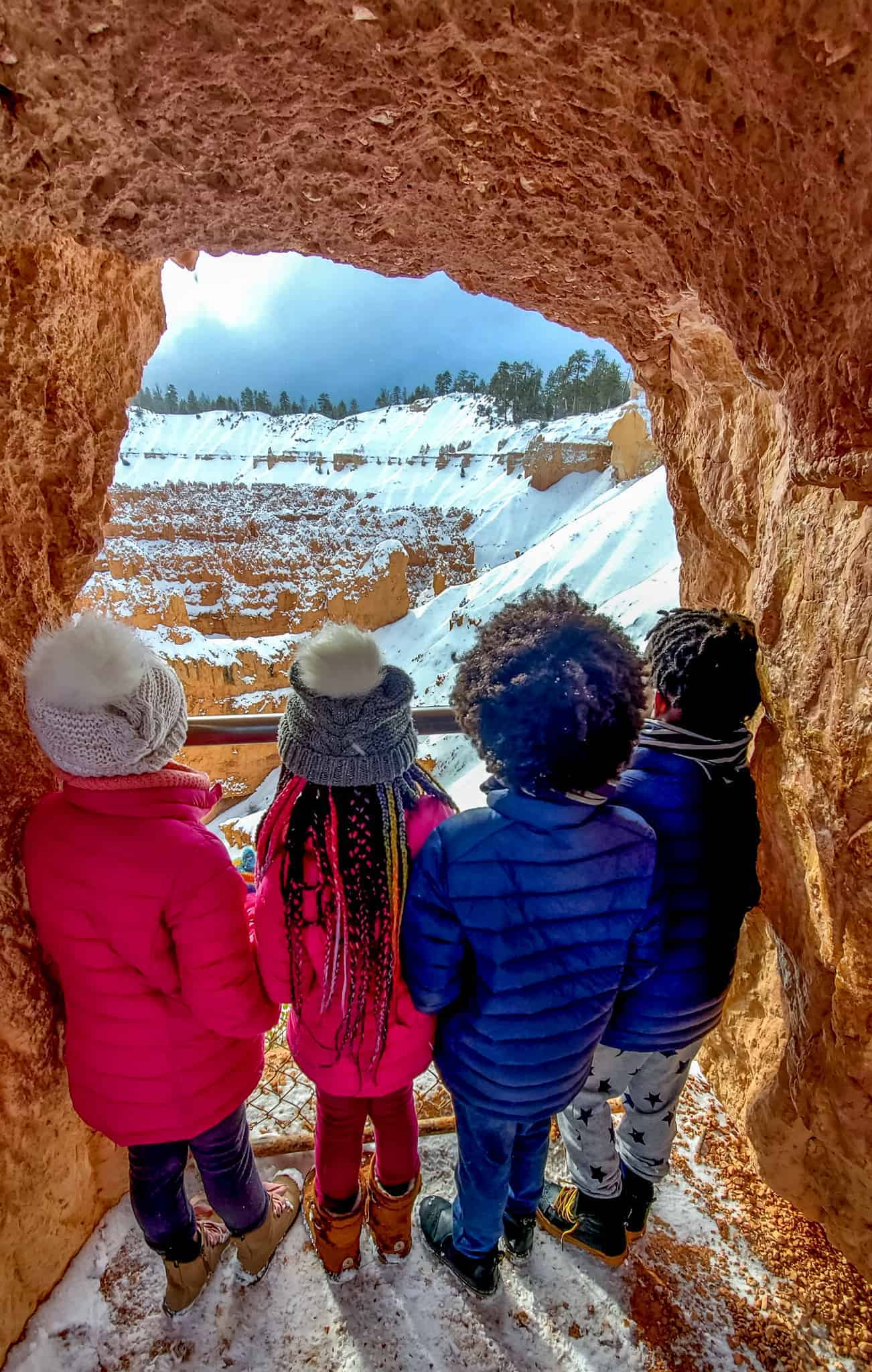 Children looking out towards the view at Bryce Canyon National Park.