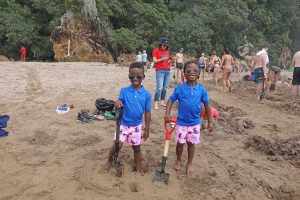 Black Family Travel hot water beach 2