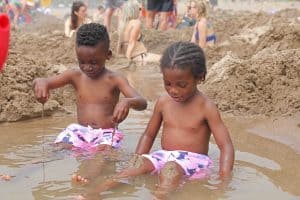 Black Family Travel hot water beach