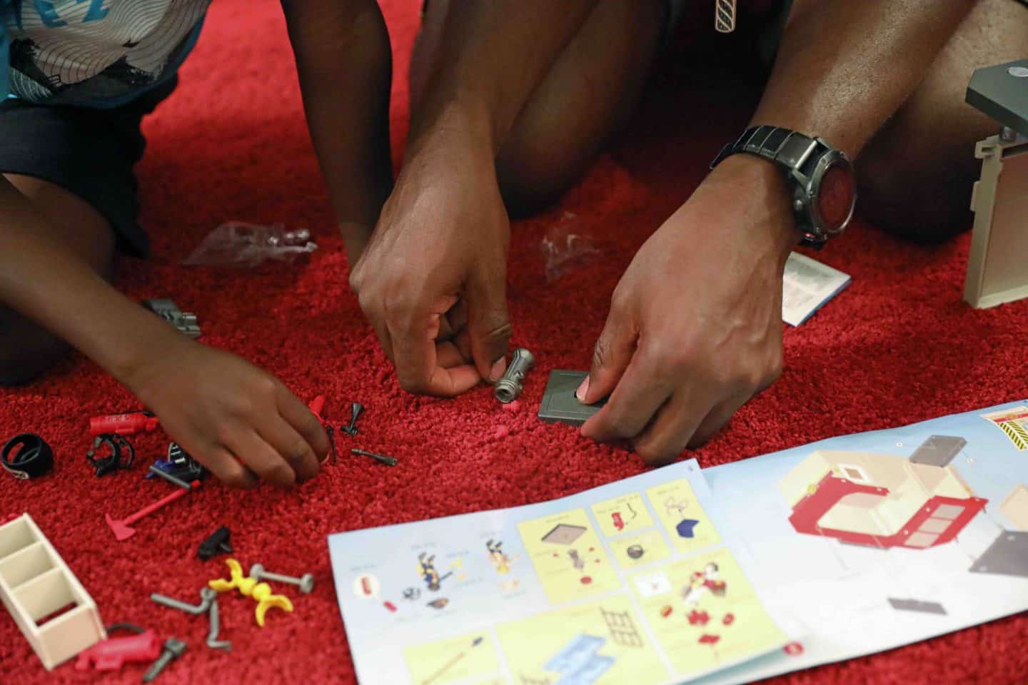 ways to encourage creativity in kids through toys